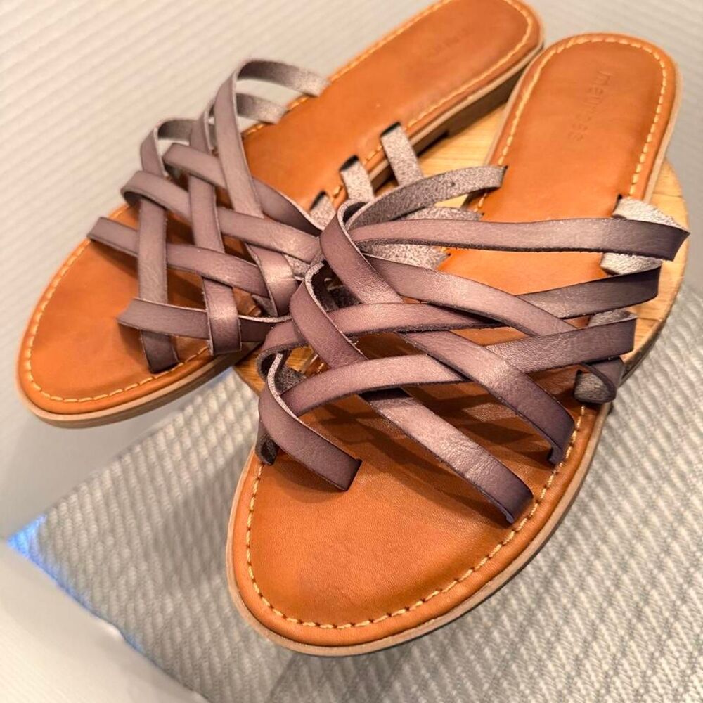 Maurices Women's charcoal gray strappy flat sandals, Size 10